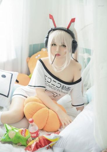 老头猛挺进小莹的体内在线观看_完整无删减版